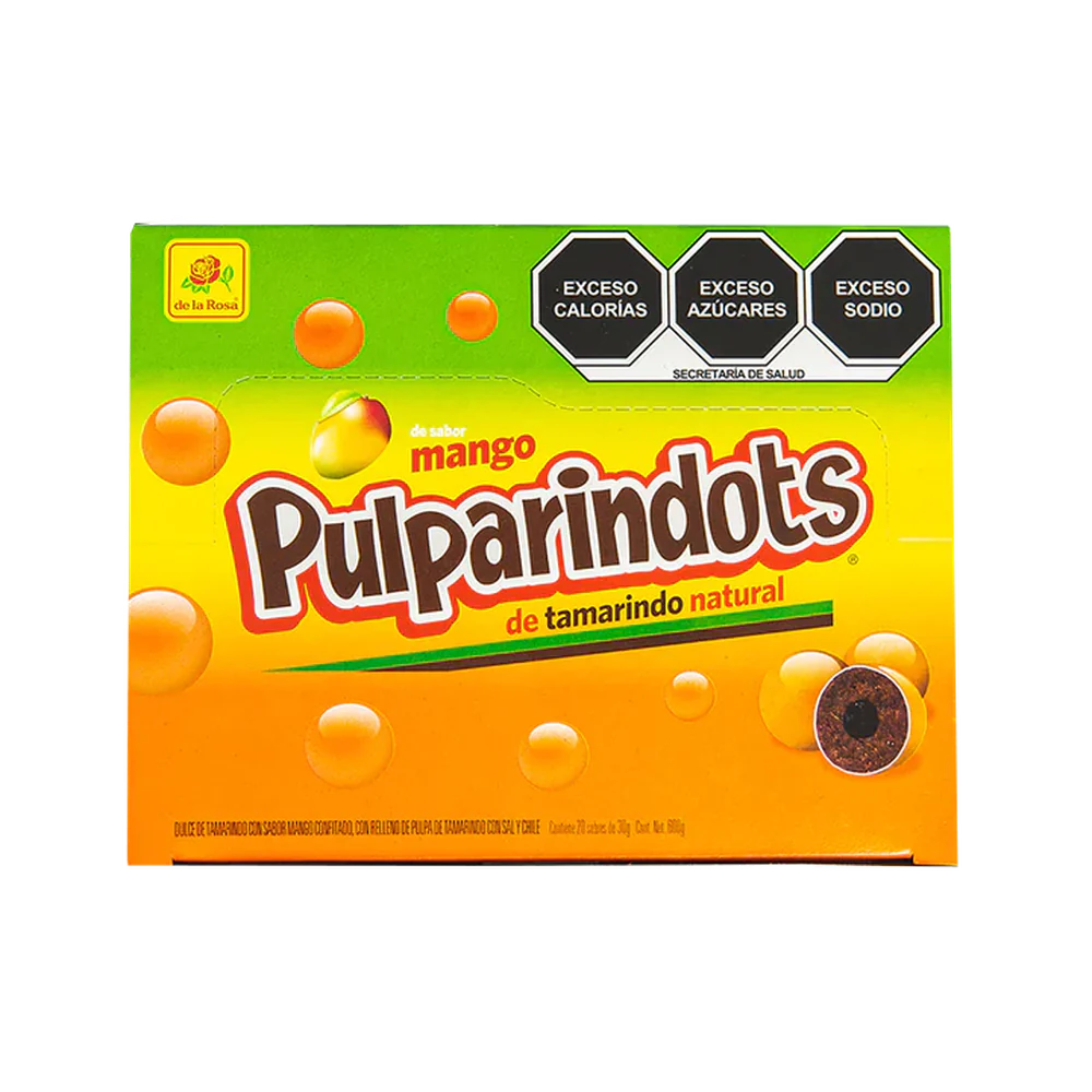Imagen de productos De La Rosa, como dulces tradicionales mexicanos, incluyendo opciones como mazapanes, pulpas, caramelos, gomitas, malvaviscos, paletas, bombones y chocolates, en diversas presentaciones individuales o en bolsa, con empaques coloridos característicos de la marca.
